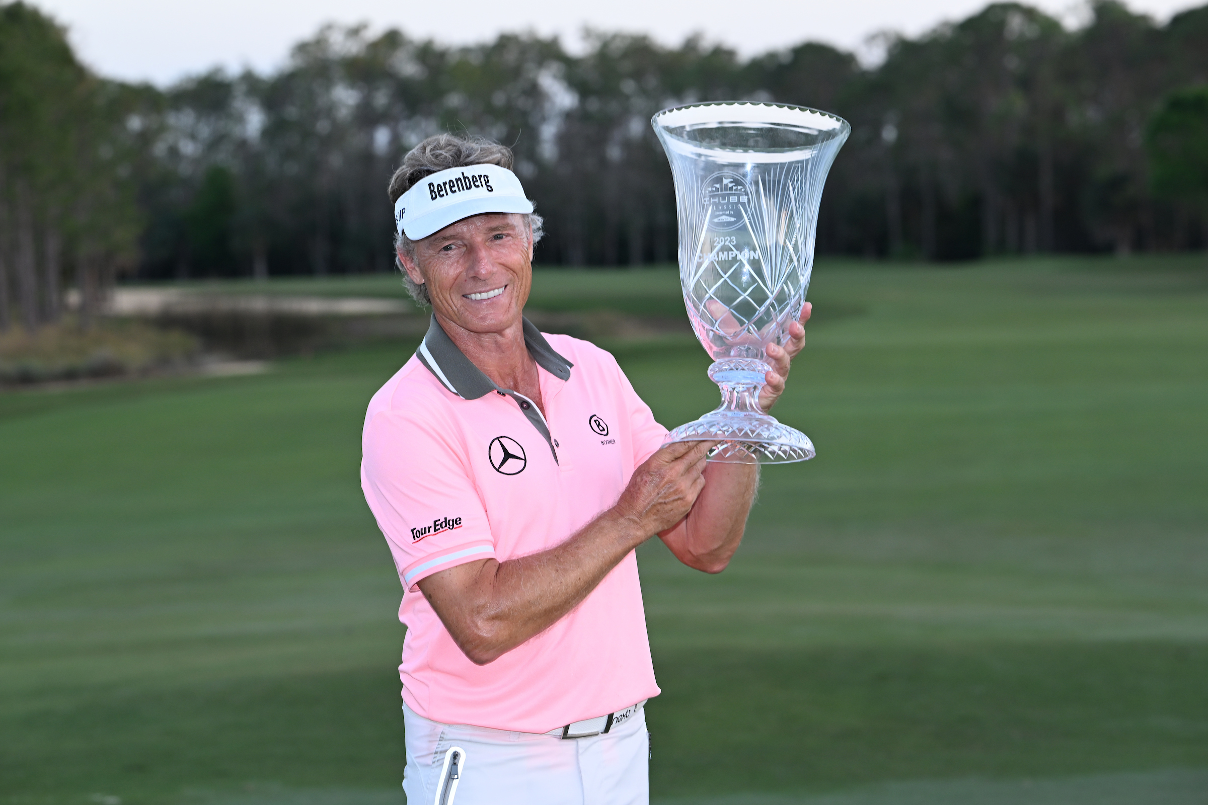 On a day of shooting (and falling) stars, Bernhard Langer's familiar steady hand emerges at Chubb